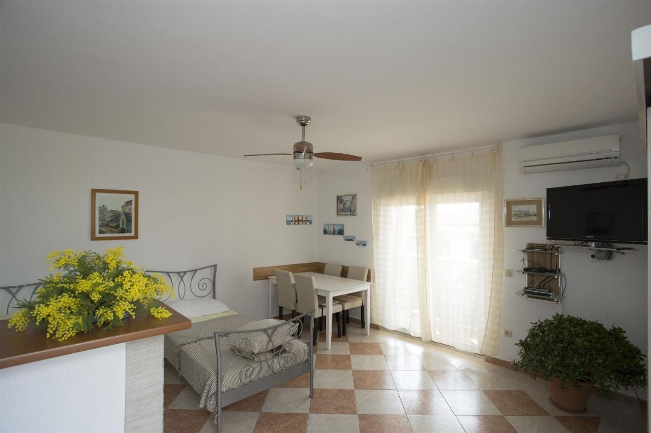 Apartments Gudelj Trogir Zewnętrze zdjęcie