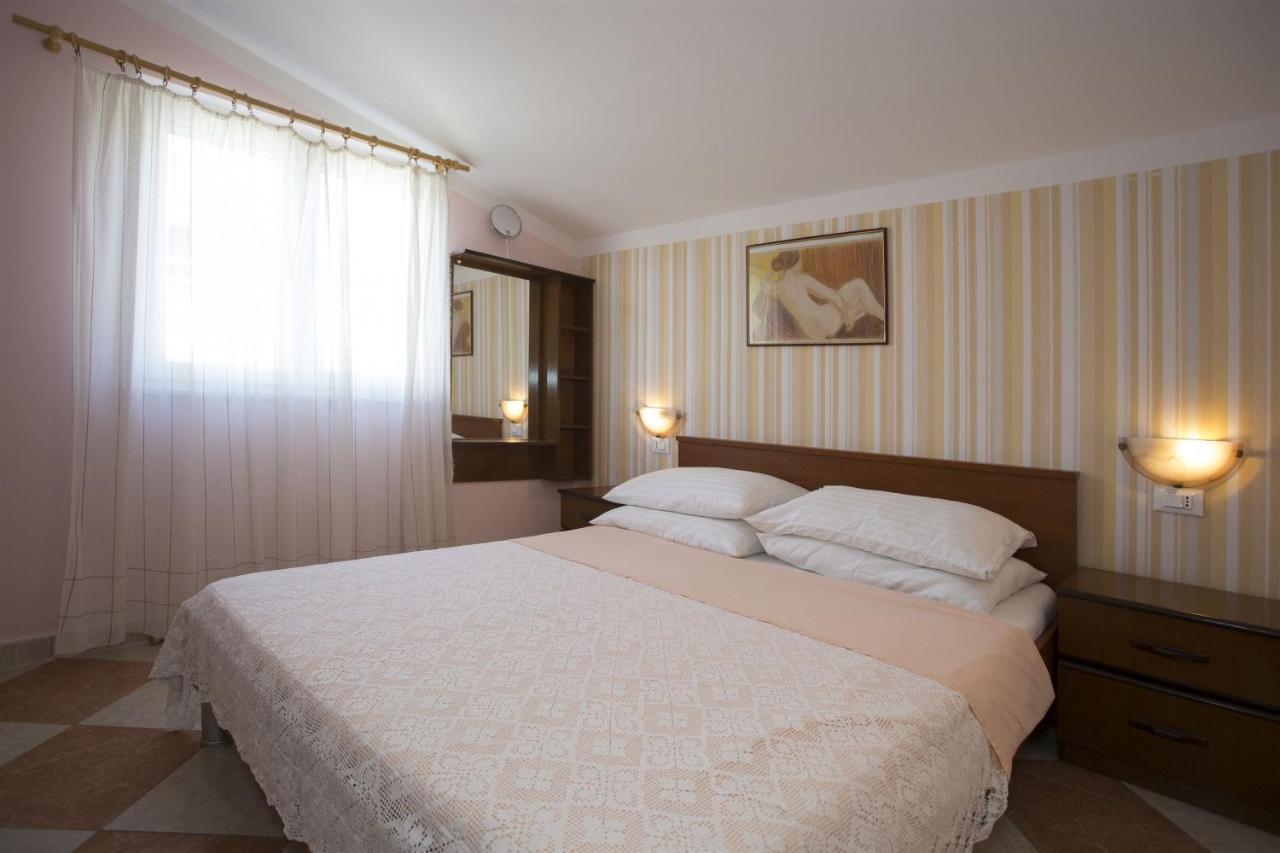 Apartments Gudelj Trogir Zewnętrze zdjęcie