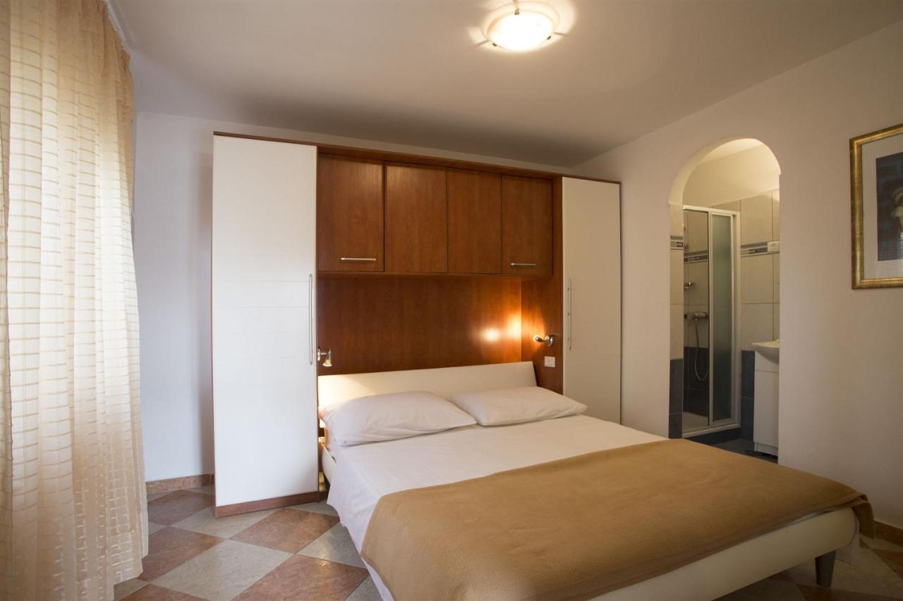 Apartments Gudelj Trogir Zewnętrze zdjęcie